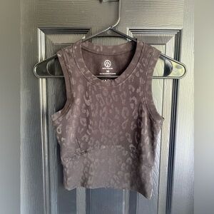 Move Theology Black Cheetah Print Ribbed Workout Crop Sleeveless Tank - size XS